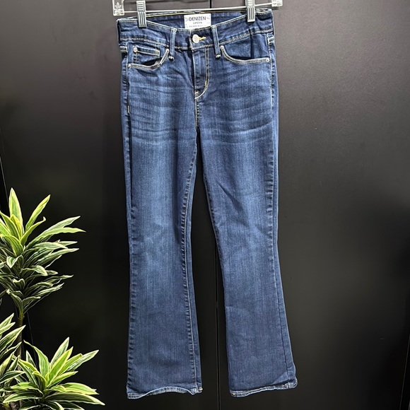 Levi’s Denizen Mid Rise, boot cut five pocket, belt loop,stretch - Picture 1 of 7